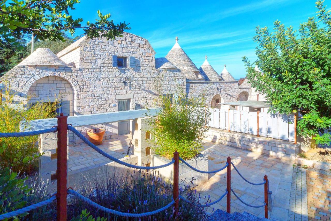 Navolte Trulli E Quiete Con Piscina Villa Locorotondo Kültér fotó