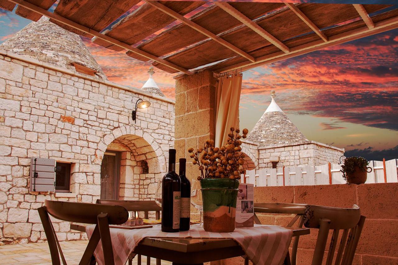 Navolte Trulli E Quiete Con Piscina Villa Locorotondo Kültér fotó