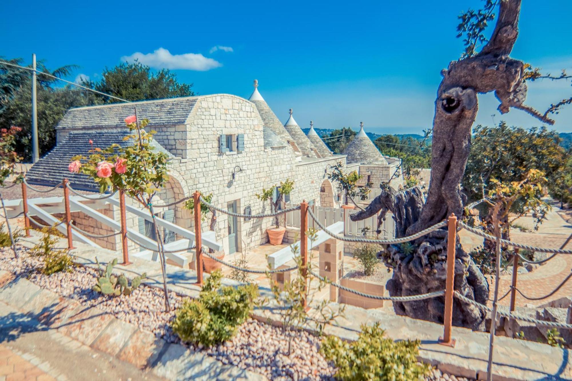 Navolte Trulli E Quiete Con Piscina Villa Locorotondo Kültér fotó