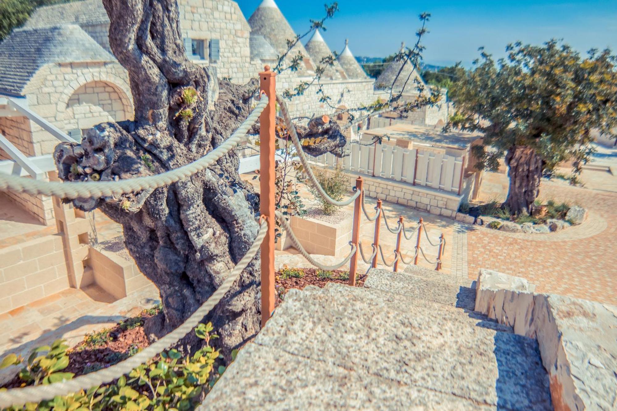 Navolte Trulli E Quiete Con Piscina Villa Locorotondo Kültér fotó