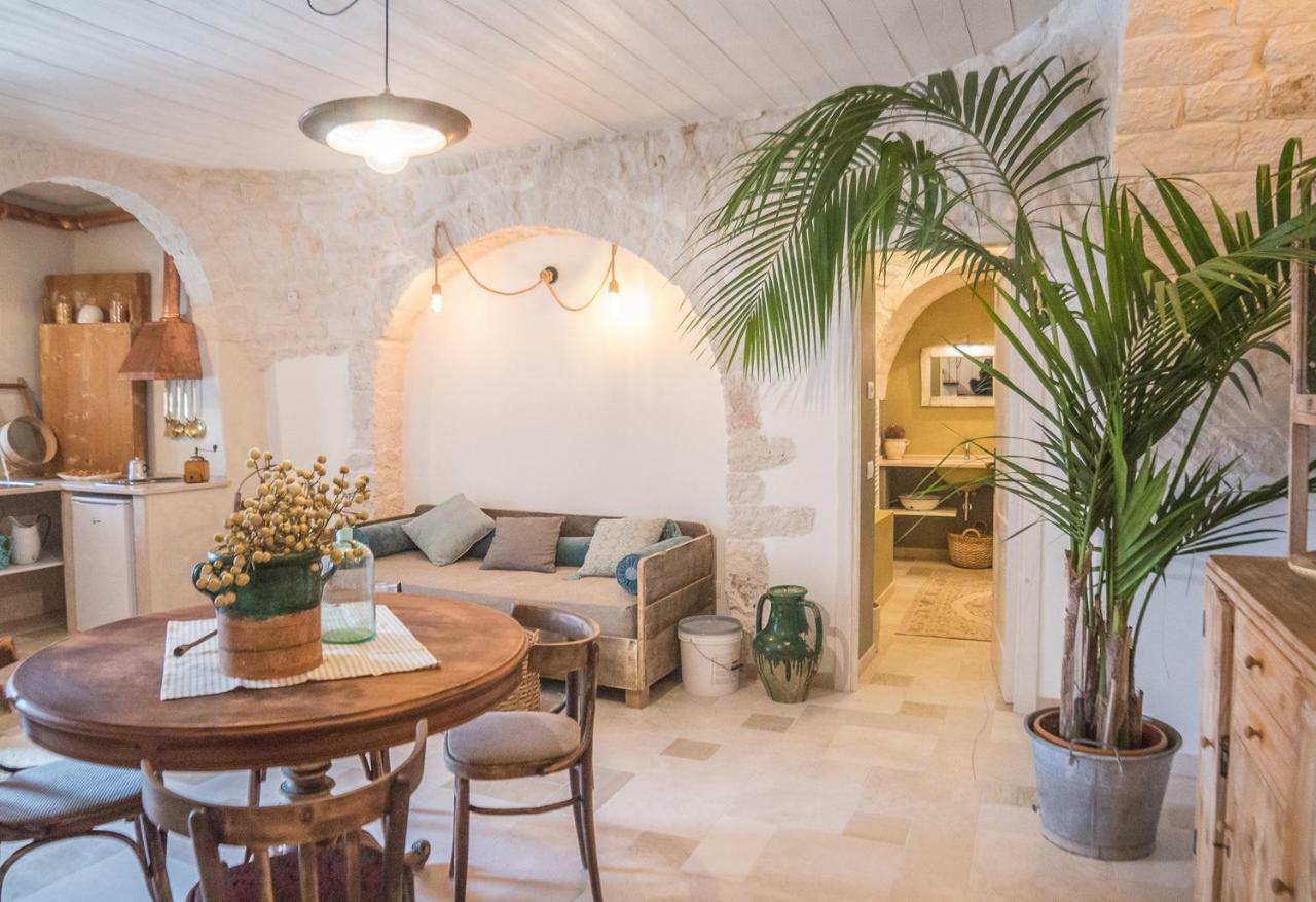 Navolte Trulli E Quiete Con Piscina Villa Locorotondo Kültér fotó